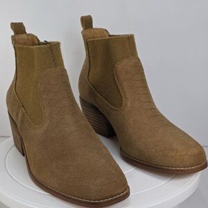 CROWN VINTAGE GIANCITA LEATHER ANKLE BOOTS